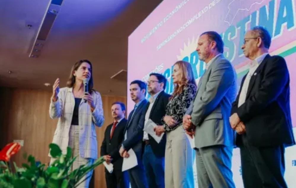 Governadora Raquel Lyra reforça compromisso de Pernambuco com a retomada da Transnordestina e destaca o impacto da ferrovia para o desenvolvimento do Estado