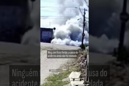 Caminhão carregado de cimento explode e por um milagre de Deus ninguém ficou ferido !