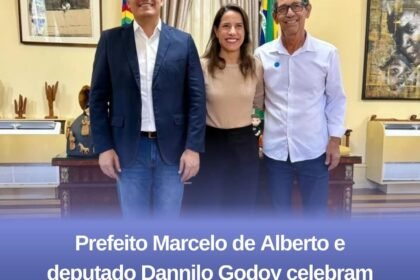 PREFEITO MARCELO DE ALBERTO E DEPUTADO DANNILO GODOY CELEBRARAM LICITAÇÃO DA OBRA DA ESTRADA DE INAJÁ AO POVOADO DE CARAIBEIRO