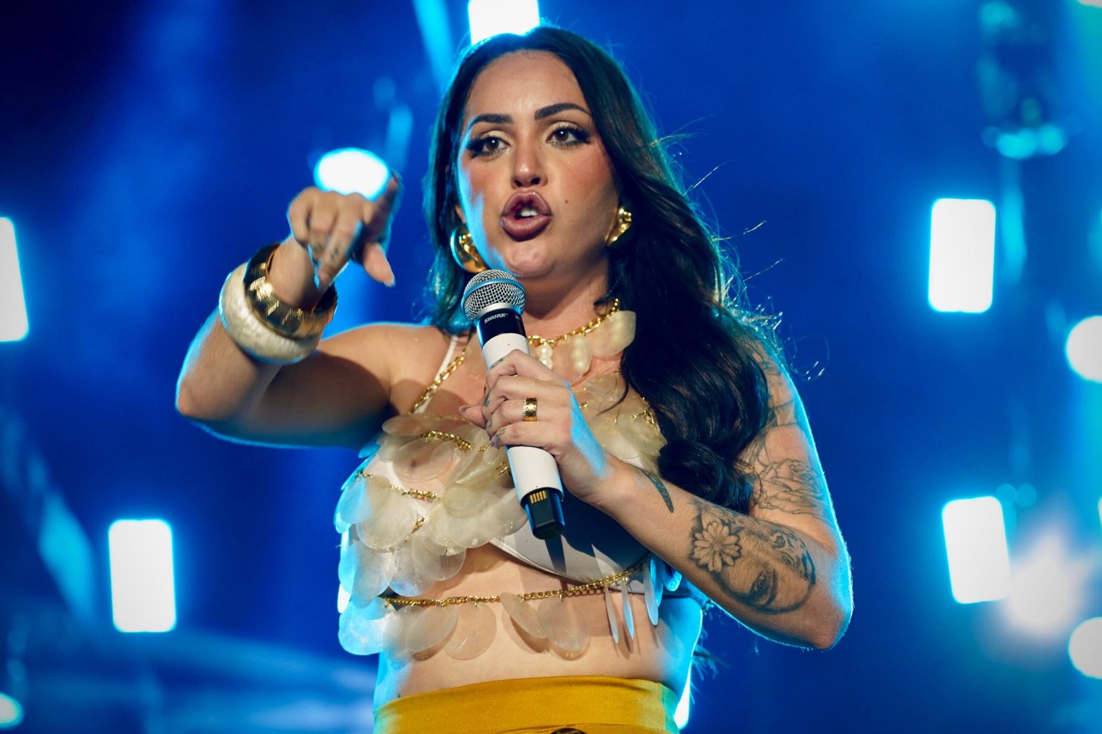 FESTIVAL PERNAMBUCO MEU PAÍS TEVE UMA NOITE INESQUECÍVEL COM A CANTORA RAPHAELA SANTOS