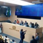 CÂMARA DO RECIFE ARQUIVA PEDIDO DE IMPEACHMENT CONTRA JOÃO CAMPOS; DENÚNCIA REJEITADA POR 25 VOTOS